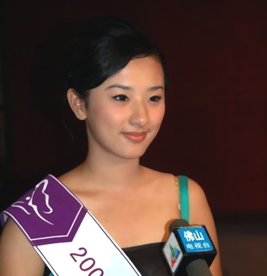 二千沙龙社区-佛山小姐杨韵积极备战