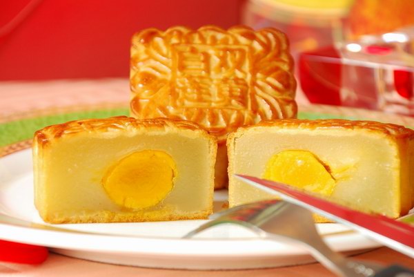 税局:公司发月饼需缴个税 网友:切块交税局