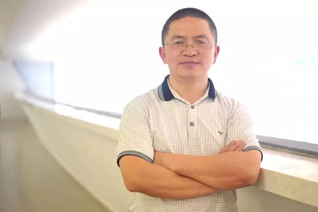 二千沙龙社区-【工匠精神】美的一晚一度电